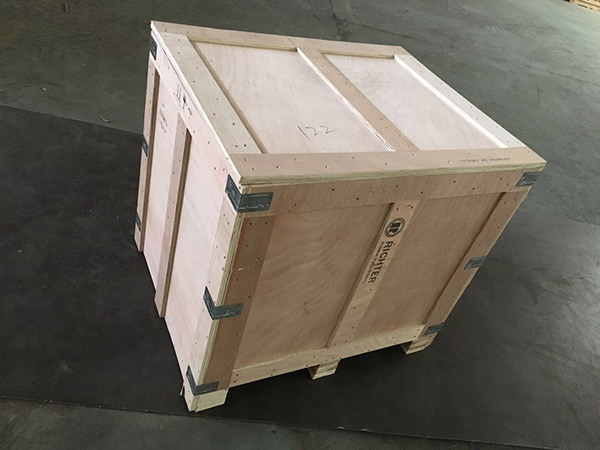 膠合板箱